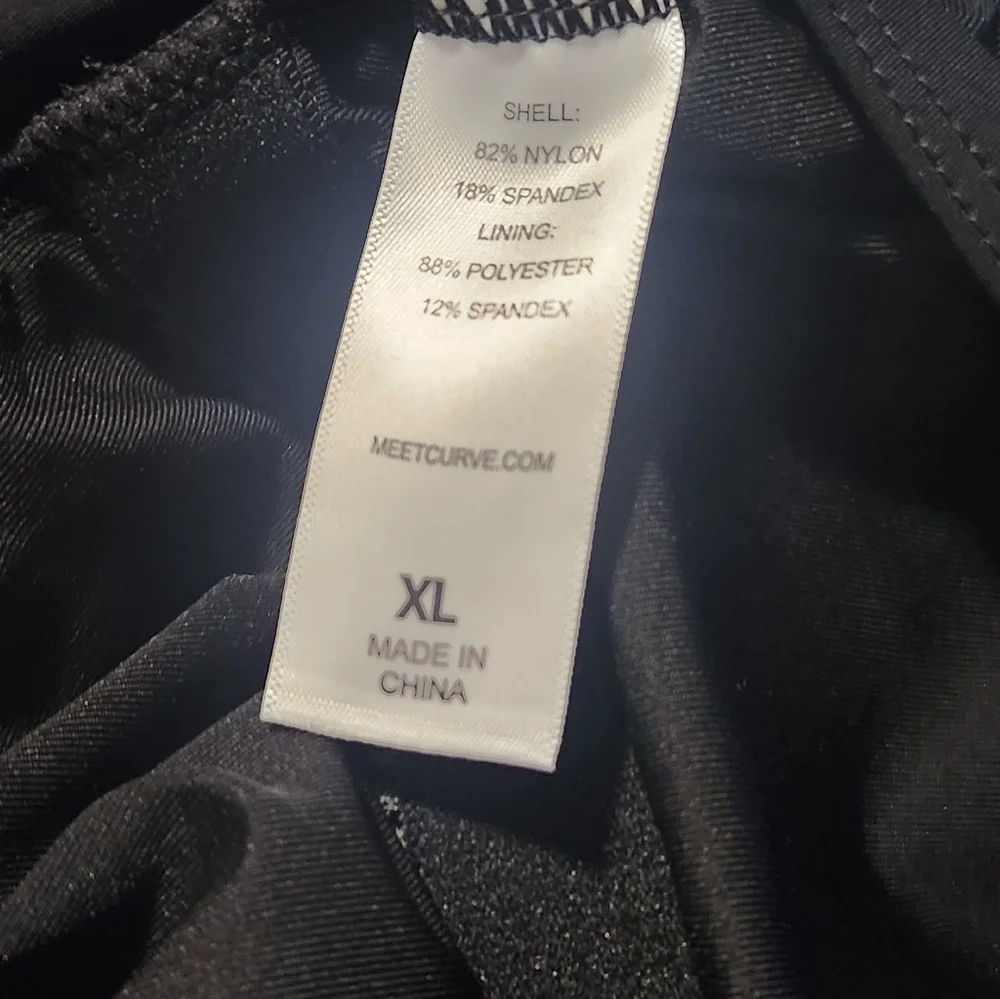 Meet.Curve Meet Curve Women's New NWT Black White XL One Piece Swimsuit - Picture 4 of 5